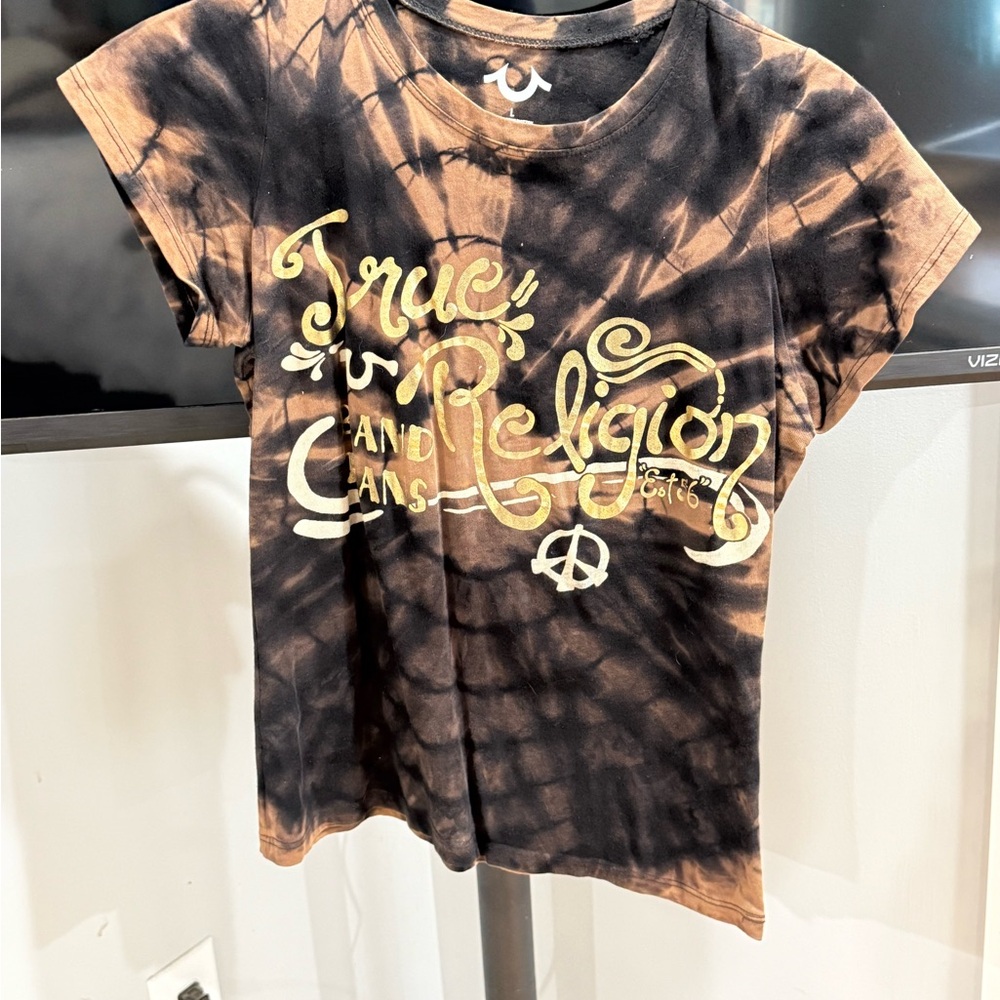 True Religion women’s Graphic Tee - Black and Brown